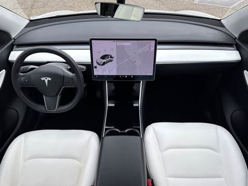Used 2021 Tesla Model Y Long Range AWD/4WD image 15