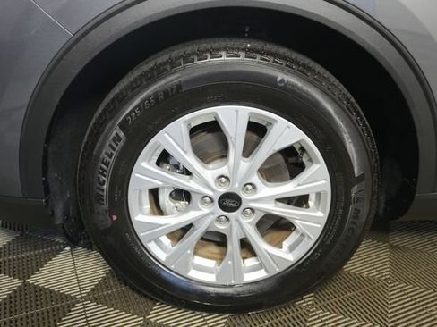 Certified 2024 Ford Escape Active w/ Cold Weather Package FWD image 9