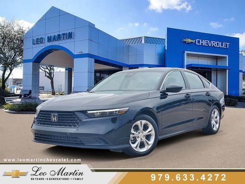 Used 2025 Honda Accord LX image 1