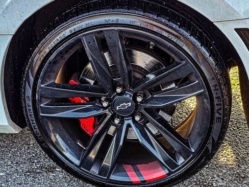 Used 2023 Chevrolet Camaro SS w/ Redline Edition image 7