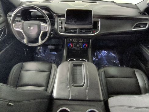 Certified 2022 Chevrolet Suburban Z71 w/ Luxury Package image 20