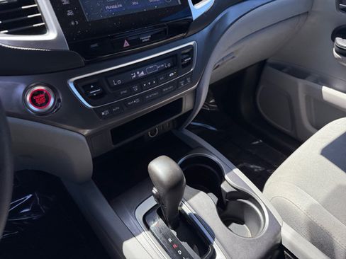 Used 2016 Honda Pilot EX image 13
