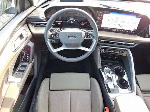 New 2025 Audi Q5 Premium Plus image 7