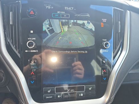 Used 2025 Subaru Outback Premium image 15