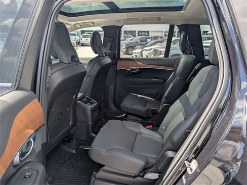 Used 2025 Volvo XC90 T8 Plus w/ Protection Package Premier image 13