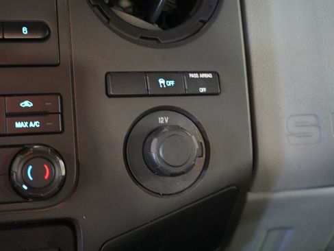 Used 2016 Ford F350 XL w/ Power Equipment Group AWD/4WD image 13