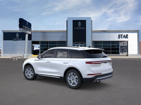 New 2026 Lincoln Corsair Premiere image 3