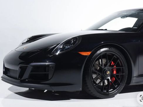 Used 2017 Porsche 911 GT3 RS image 6