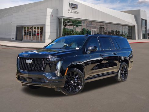 Used 2026 Cadillac Escalade ESV Platinum Sport w/ LPO, ONYX Package AWD/4WD image 1