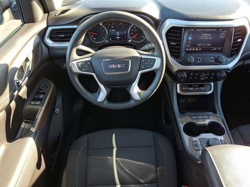 Used 2023 GMC Acadia SLE w/ Driver Convenience Package image 11