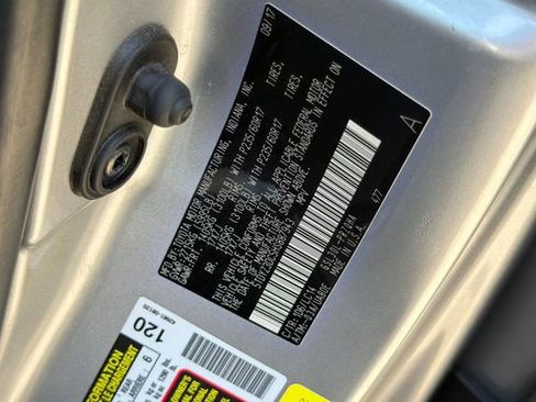 Used 2017 Toyota Sienna XLE FWD image 37