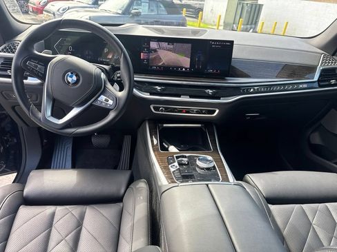 Used 2024 BMW X5 sDrive40i w/ Executive Package RWD image 17