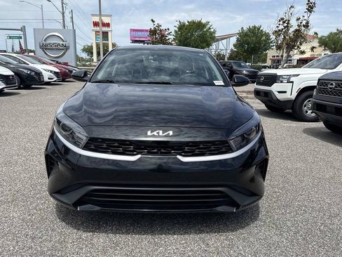 Used 2024 Kia Forte LXS FWD image 9