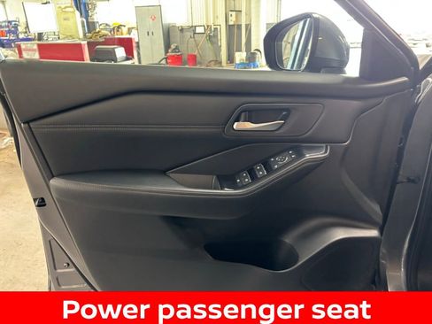 Certified 2026 Nissan Rogue SL AWD/4WD image 23