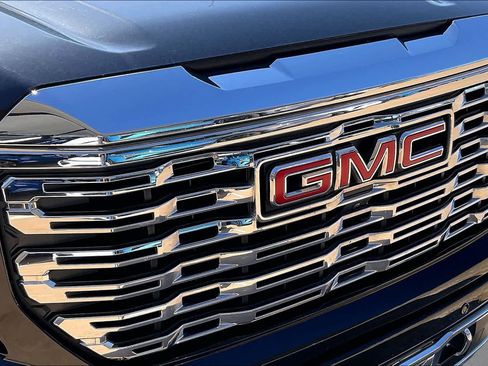 Used 2023 GMC Sierra 1500 Denali AWD/4WD image 29