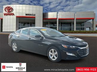 Used 2024 Chevrolet Malibu LT image 1