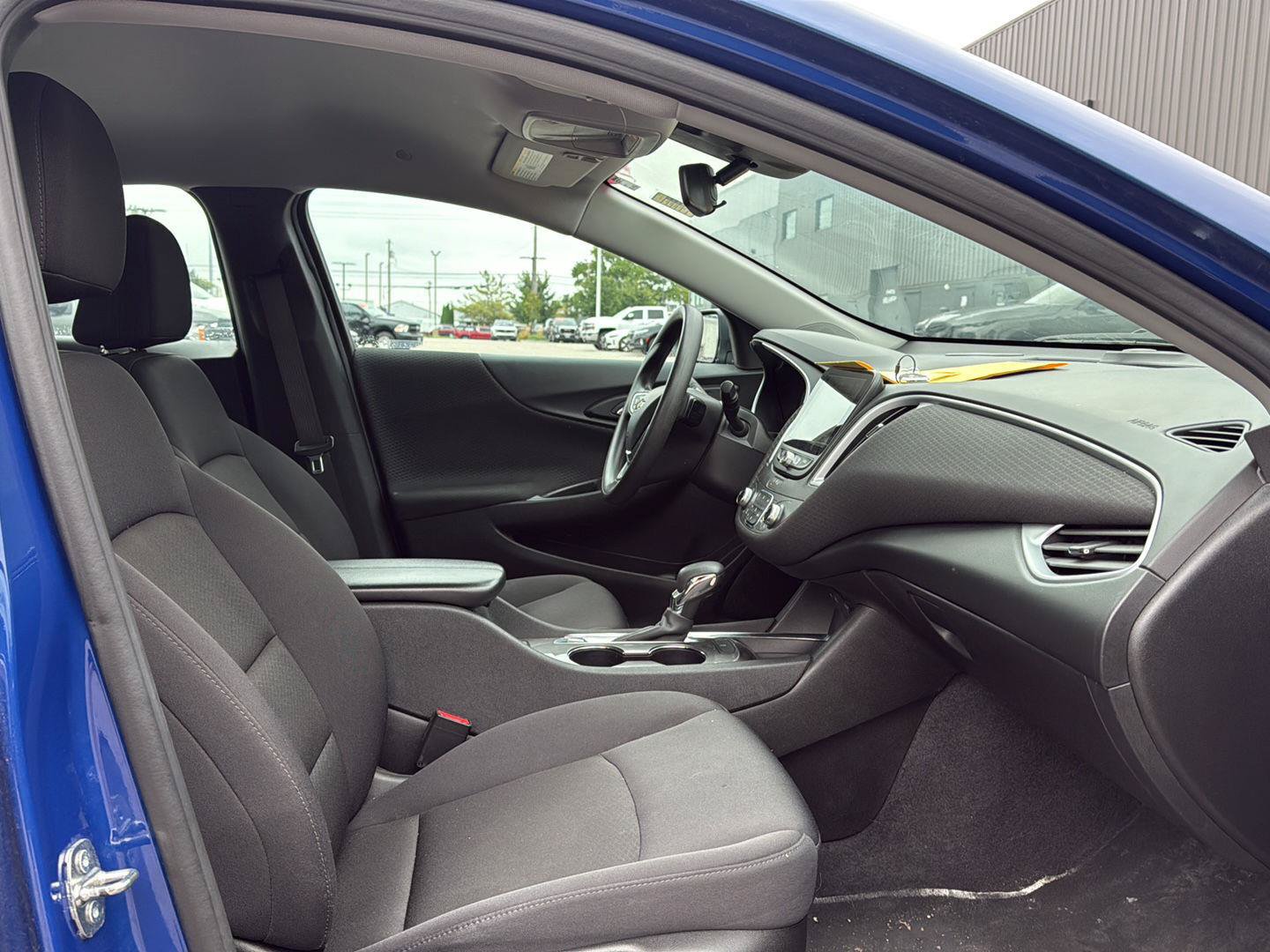 Used 2023 Chevrolet Malibu LT FWD image 12