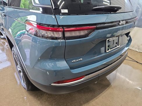 New 2026 Jeep Grand Cherokee Limited AWD/4WD image 35