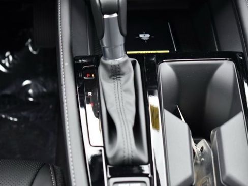 Certified 2025 Honda Accord Touring image 31