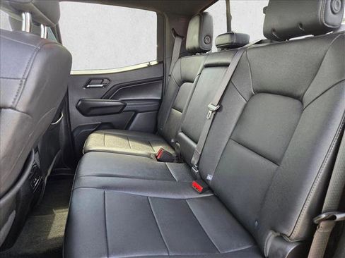 Used 2024 Chevrolet Colorado LT w/ LT Convenience Package III RWD image 19