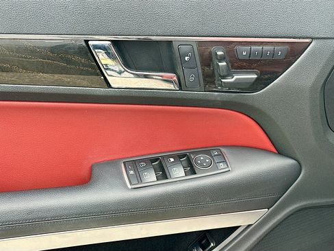 Used 2012 Mercedes-Benz E 350 E 350 image 17