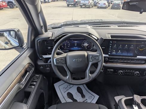 New 2026 Chevrolet Silverado 1500 RST w/ Z71 Off-Road Package image 3