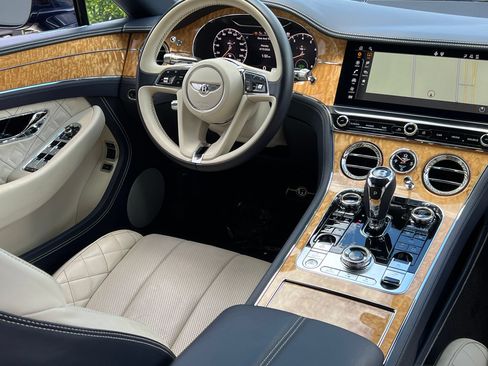 Used 2020 Bentley Continental GT w/ First Edition Specification AWD/4WD image 4