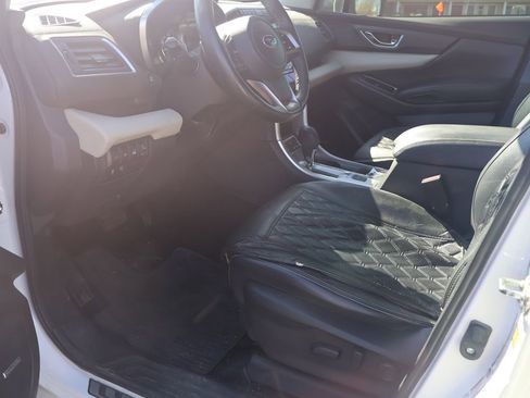 Used 2020 Subaru Ascent Limited w/ Technology Package image 4