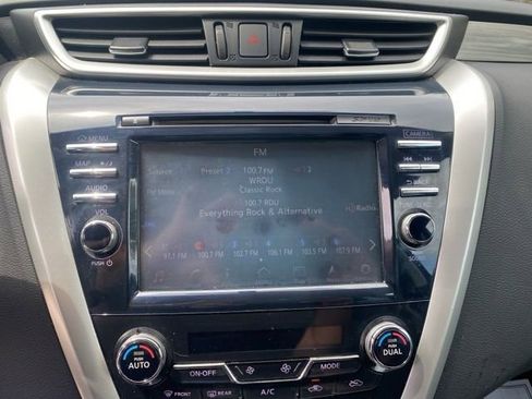 Used 2017 Nissan Murano SL FWD image 12