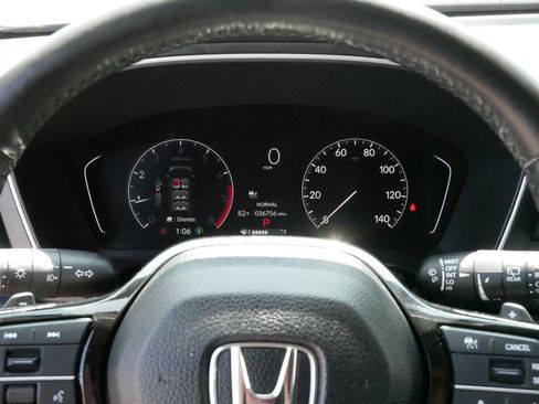 Used 2025 Honda Pilot EX-L image 22