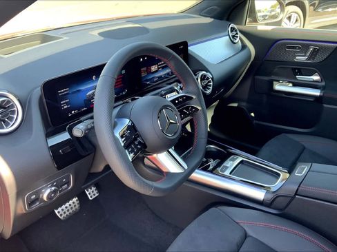 New 2025 Mercedes-Benz GLA 250 image 9
