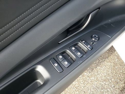 New 2026 Hyundai Elantra Sport FWD image 19