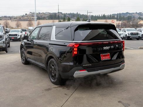New 2026 Kia Carnival image 5