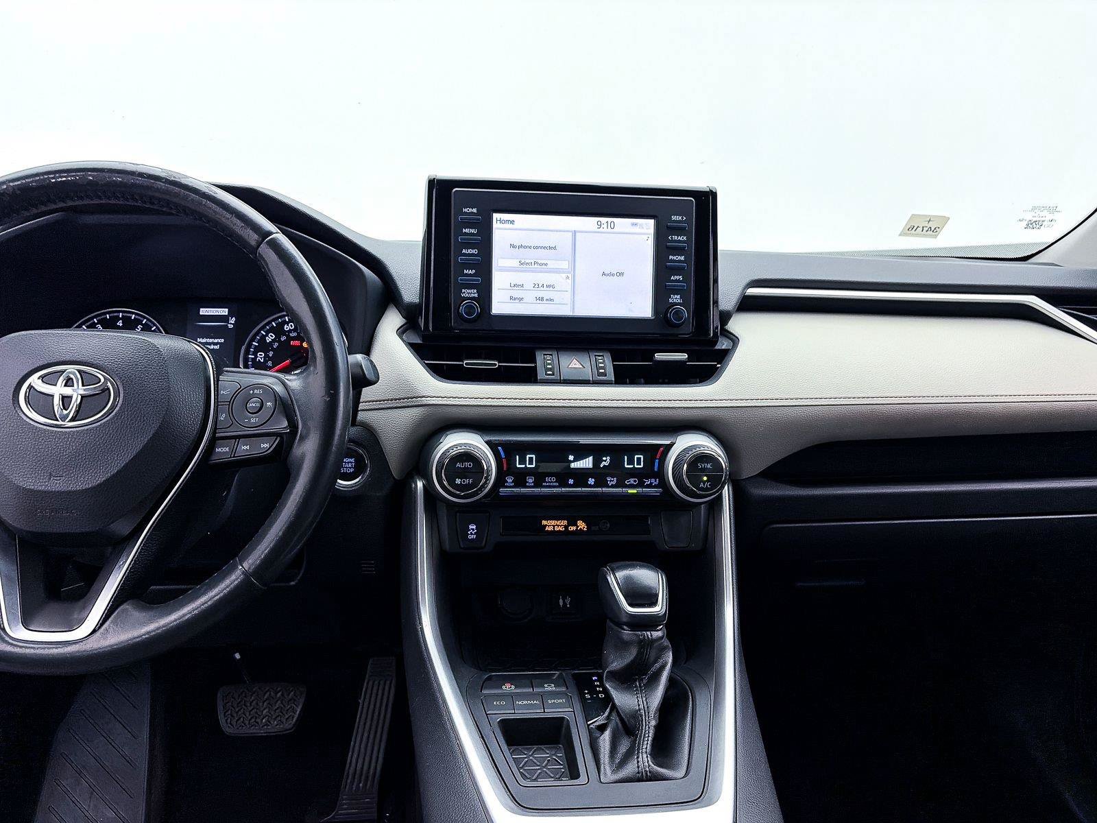 Used 2019 Toyota RAV4 XLE Premium w/ Carpet Mat Package FWD image 5