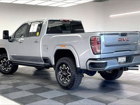 Used 2025 GMC Sierra 3500 AT4 w/ AT4 Premium Plus Package image 10
