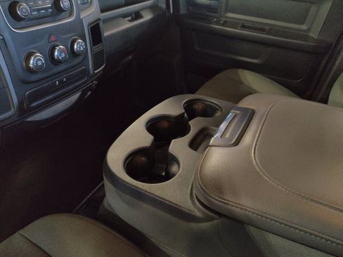 Used 2014 RAM 1500 Express image 26