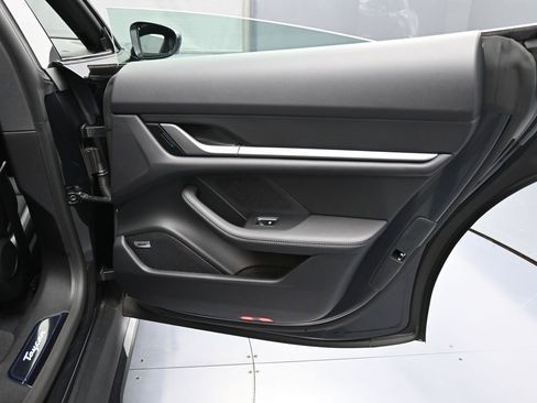 New 2025 Porsche Taycan 4S image 27