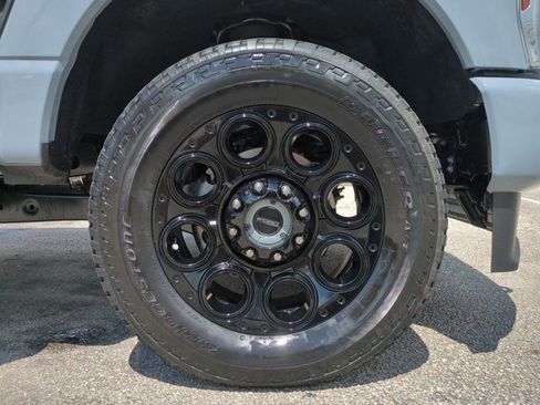 New 2026 Ford F250 Lariat w/ Black Appearance Package image 11