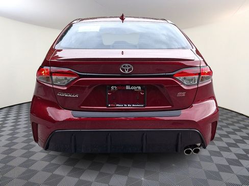 Used 2026 Toyota Corolla SE FWD image 5