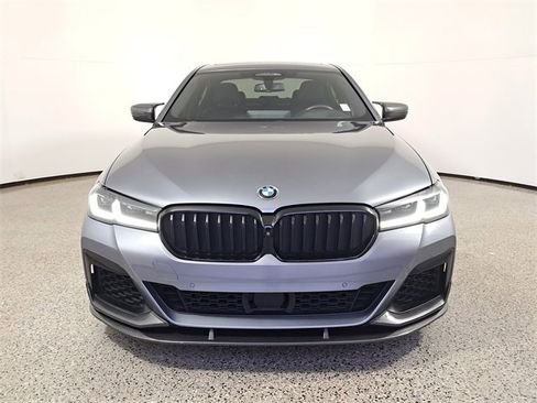Used 2021 BMW M550i xDrive image 3