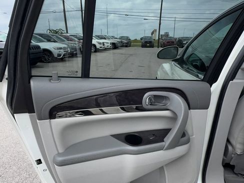 Used 2015 Buick Enclave Premium w/ Experience Buick Package image 11