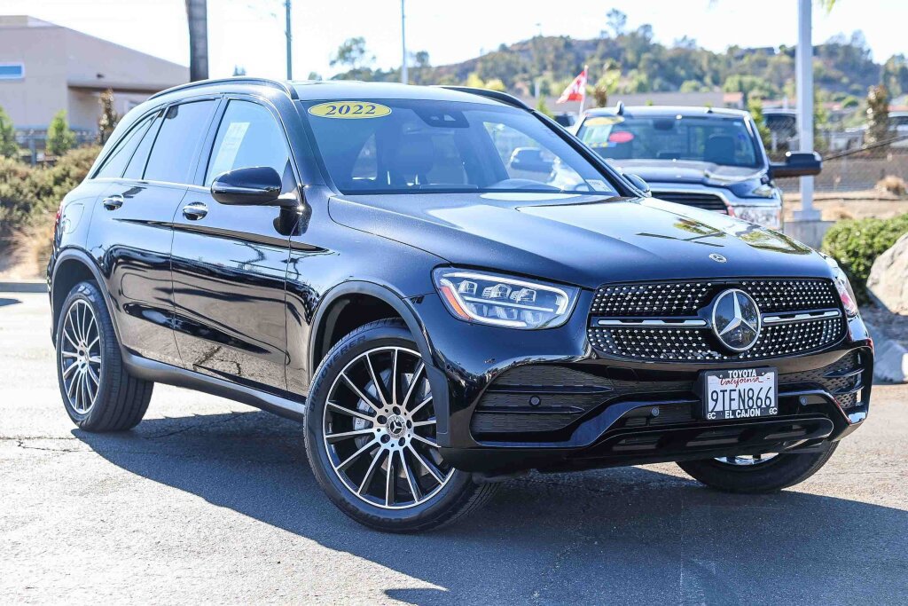 Used 2022 Mercedes-Benz GLC 300 4MATIC image 1