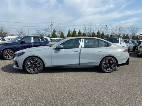New 2026 BMW 530i xDrive AWD/4WD image 4