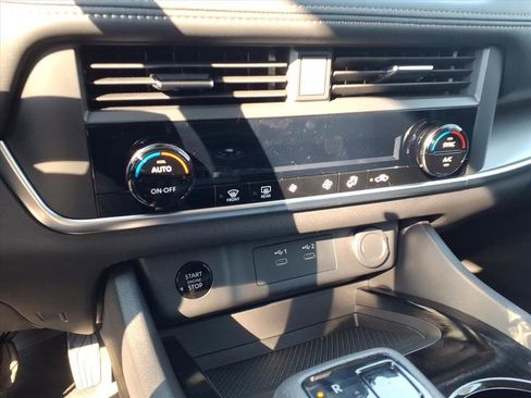 New 2026 Nissan Rogue SV image 12