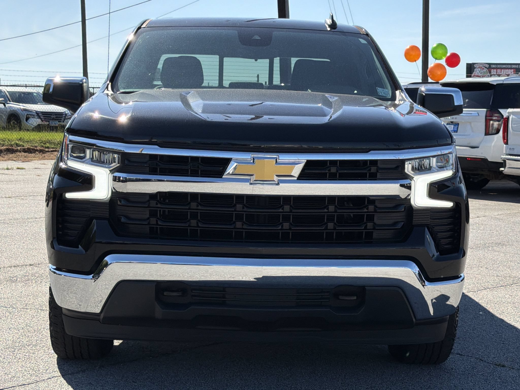 Used 2023 Chevrolet Silverado 1500 LT w/ Z71 Off-Road Package AWD/4WD image 24