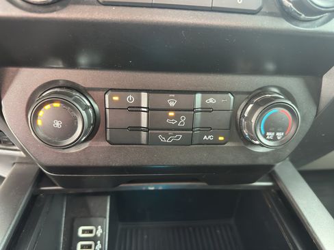 Used 2019 Ford F150 XLT w/ Trailer Tow Package AWD/4WD image 22