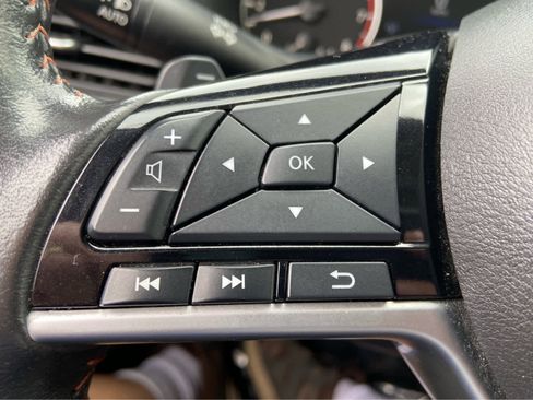 Used 2024 Nissan Altima 2.5 SR FWD image 21