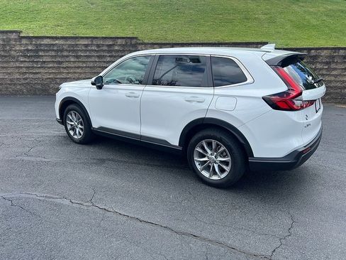 Used 2023 Honda CR-V EX image 7