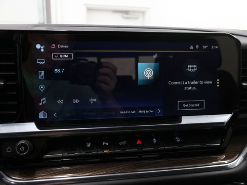 Used 2024 Chevrolet Silverado 3500 LT w/ Z71 Sport Edition image 9