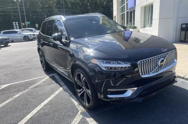 Used 2024 Volvo XC90 T8 Ultimate w/ Protection Package AWD/4WD image 2